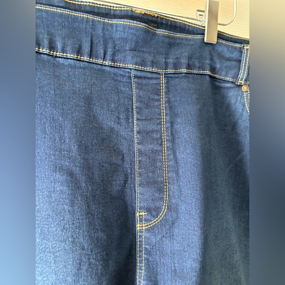 Suko Jeans NWT indigo blue pull on capri stretch denim size 24 21” inseam - Picture 3 of 9